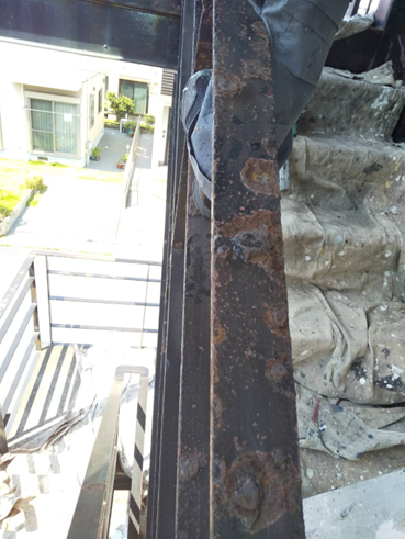 沼津市アパートの錆びた鉄骨階段の補強と塗装でオーナー様も安心