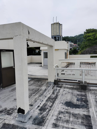 沼津市 鉄筋(ＲＣ)造雨漏り ウレタン通気緩衝工法で屋上防水